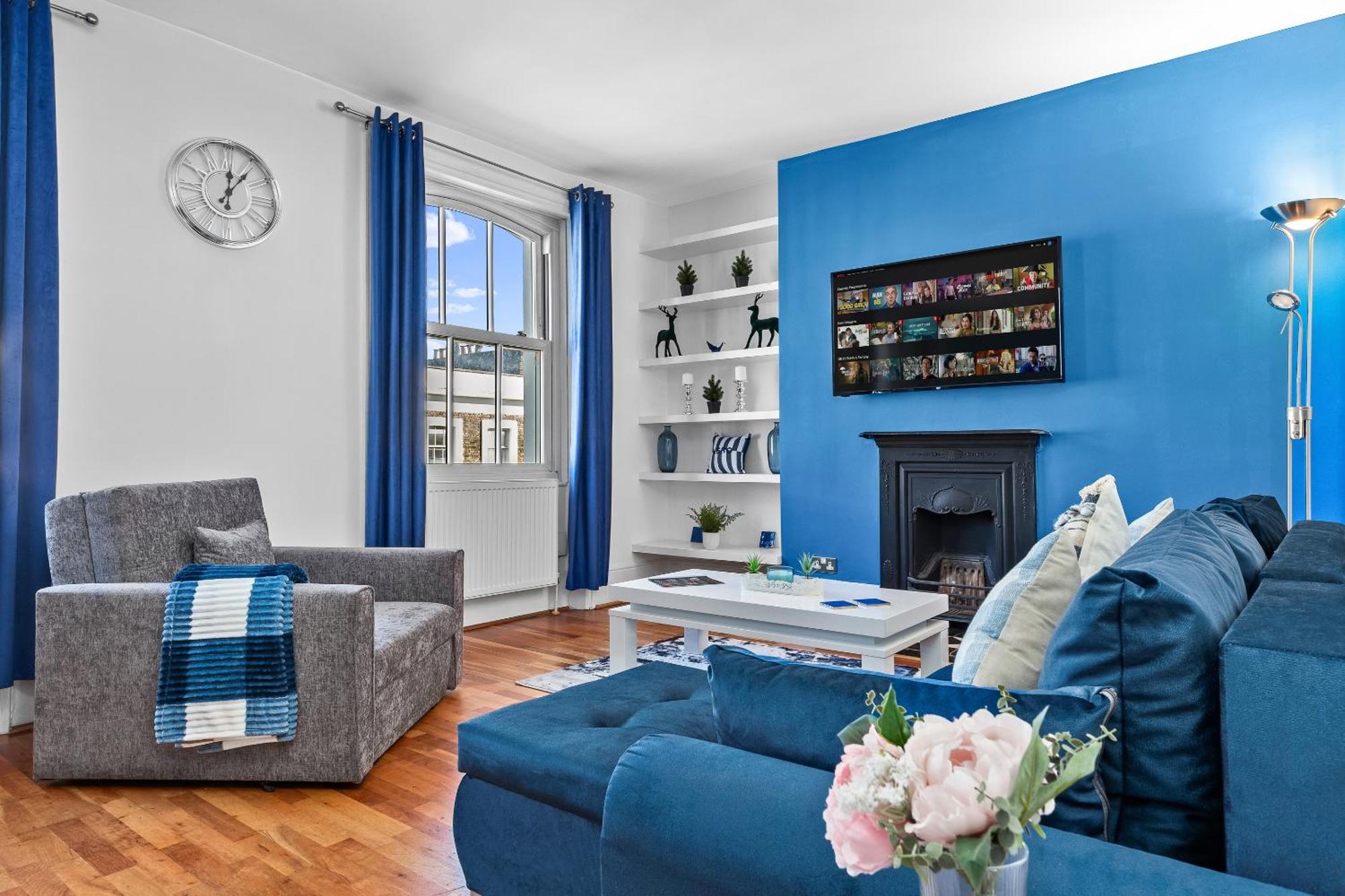 Balcony Blue Theme 1 Bedroom Central London Luxury Flat Near Hyde Park! Accommodates Up To 6! Double Sofa Bed And Next To Station! Ngoại thất bức ảnh